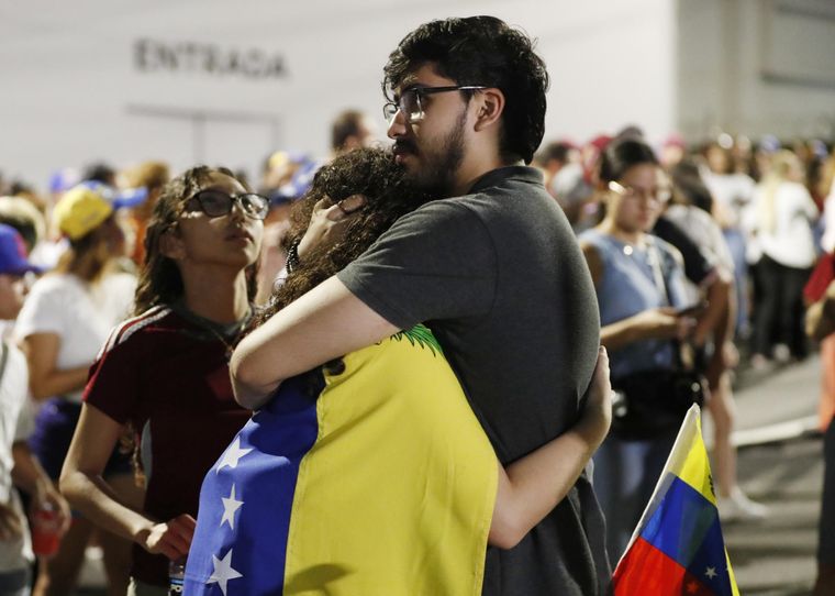 Al rededor del mundo, mieles de venezolanos lamentaron los resultados fraudulentos de las elecciones en Venezuela Foto: EFE