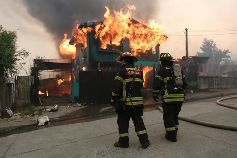Los incendios forestales en Chile siguen causando muertes.&nbsp;