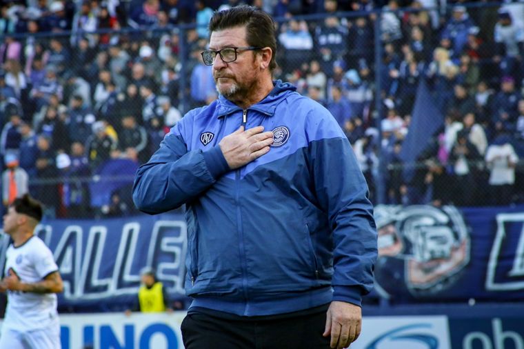 El DT de la Lepra habló tras la agónica victoria. Foto: Prensa Independiente Rivadavia
