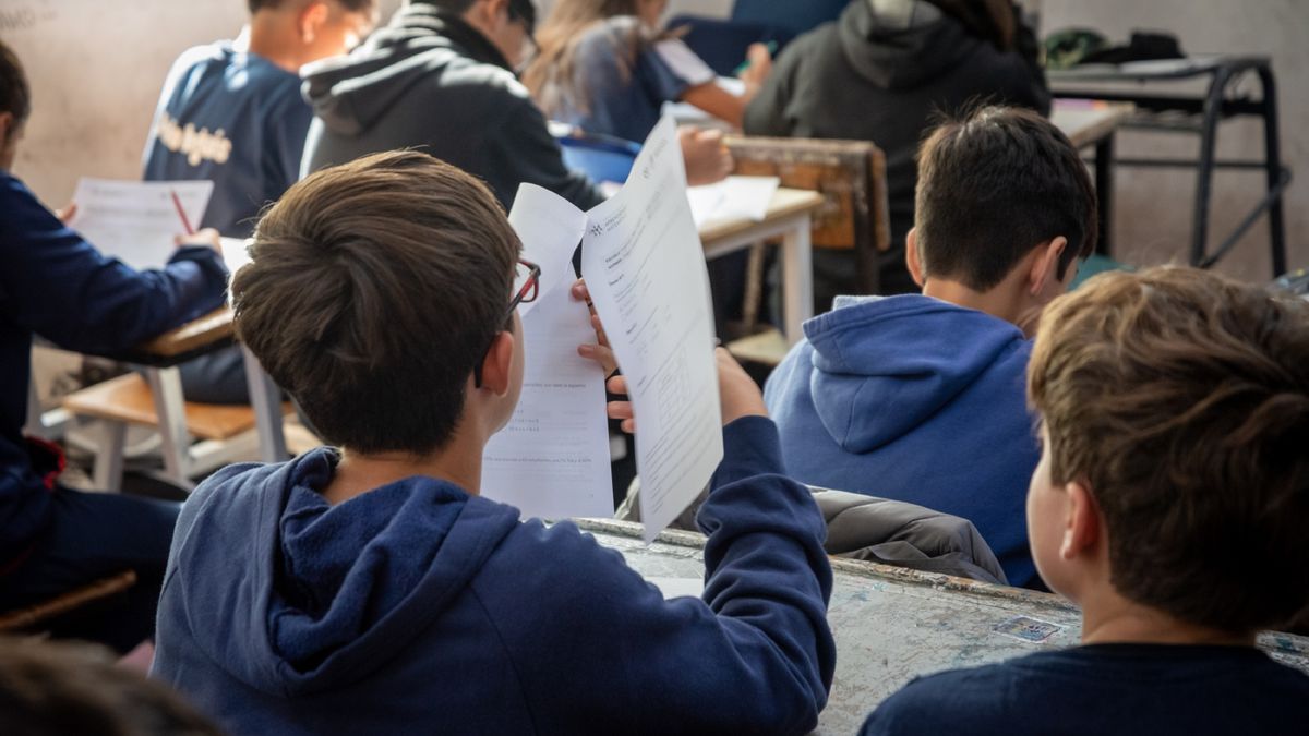 Voucher educativo en abril: quiénes pueden cobrarlo y cómo anotarse paso a paso