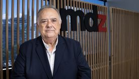 Eduardó Valdés visitó la redacción de MDZ en Buenos Aires. Foto: Tatiana Colangelo Eduardó Valdés visitó la redacción de MDZ en Buenos Aires. Foto: Tatiana Colangelo