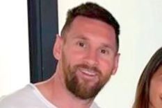 Messi subió una foto a Instagram mirando al PSG.