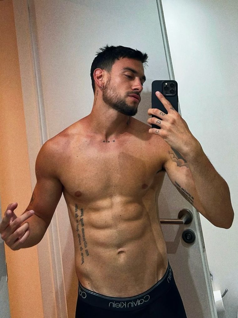 Agustín Bernasconi. Agustín Bernasconi.