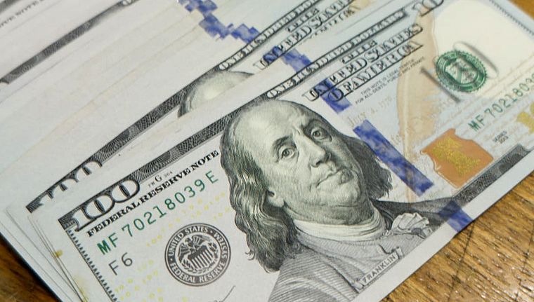 La salida del cepo cambiario ha tenido un efecto dispar en los diferentes sectores de la economía mendocina. Foto: Walter Moreno/Mdz