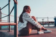 Debes hacerle caso a tu intuición. Tómate el tiempo que necesites y si debes estar más tiempo solo, hazlo. Foto: Unsplash