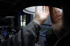 La luz costará un 4% menos, pero no por una rebaja sino porque terminó el plan de pagos a favor de las empresas. Foto: ALF PONCE MERCADO / MDZ