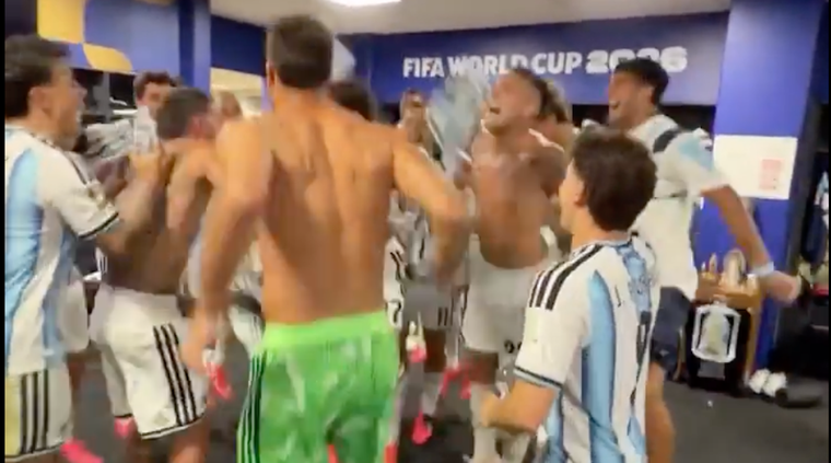 La costumbre de la Selección argentina en los vestuarios durante el Mundial.
