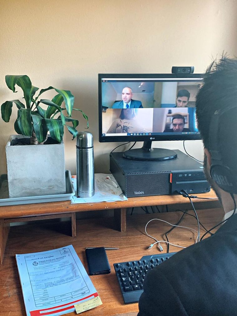 Juicio a distancia El proceso comenzó por videoconferencia, para no violar el aislamiento obligatorio. Imagen: Ministerio Público Fiscal.