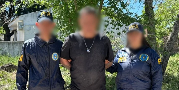 Piñeiro se había cambiado de nombre y formado una nueva familia. 
