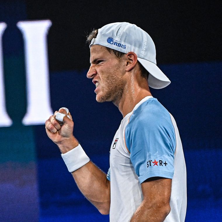 El Peque jugó un partidazo y aseguró la victoria argentina. Foto: EFE