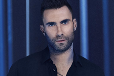 Adam Levine es cantante en la famosa banda Maroon 5.