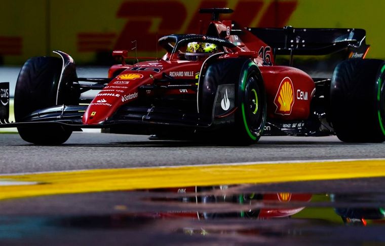 Charles Leclerc El monegasco se quedó con la pole en Singapur.