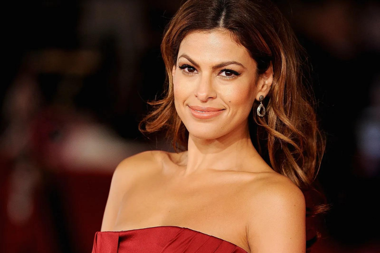 EVA MENDES CONTÓ POR QUÉ DEJÓ DE ACTUAR. LA ACTRIZ ROMPIÓ EL SILENCIO Y SE SINCERÓ AL RESPECTO.