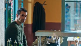 La producción turca de Netflix mezcla romance, drama familiar y conflictos económicos. Foto: Archivo La producción turca de Netflix mezcla romance, drama familiar y conflictos económicos. Foto: Archivo