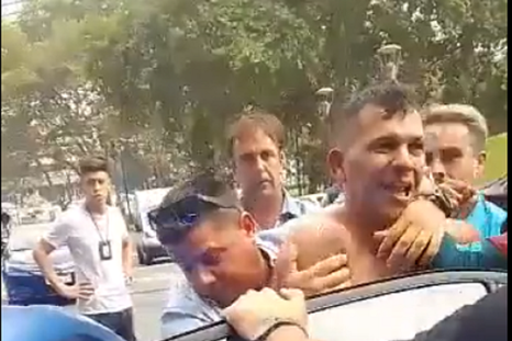 El momento de la detención de Valdez Foto: Captura de video
