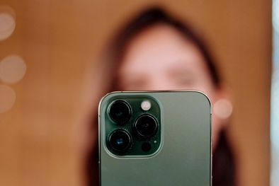 MDZol | celular joven