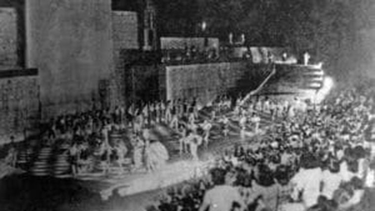 Luces en tiempos oscuros: así fue la Vendimia de 1976. Luces en tiempos oscuros: así fue la Vendimia de 1976.