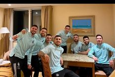 La Pulga junto a sus compañeros de la Selección, a pleno truco en Brasil Foto: Instagram @leomessi La Pulga junto a sus compañeros de la Selección, a pleno truco en Brasil Foto: Instagram @leomessi