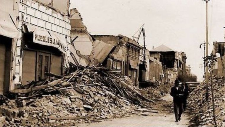 El terremoto de San Juan activó decisiones urgentes en Mendoza y dejó una historia de solidaridad atravesada por el dolor.