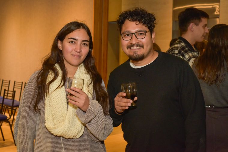 Martina O'kvimghtom y Rodrigo Cordova. Martina O'kvimghtom y Rodrigo Cordova.