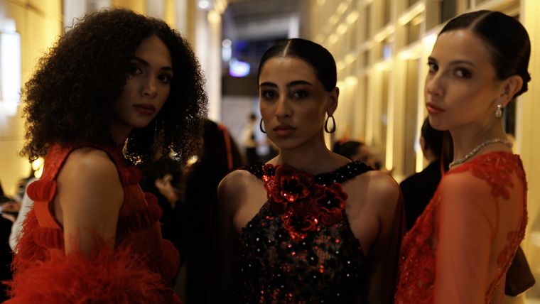 Bellezas mendocinas desfilaron los atuendos de Gabriel Lage.