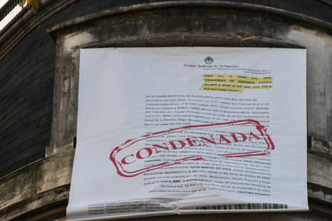 Cristina Fernández de Kirchner sufrió un incómodo momento. Cristina Fernández de Kirchner sufrió un incómodo momento.