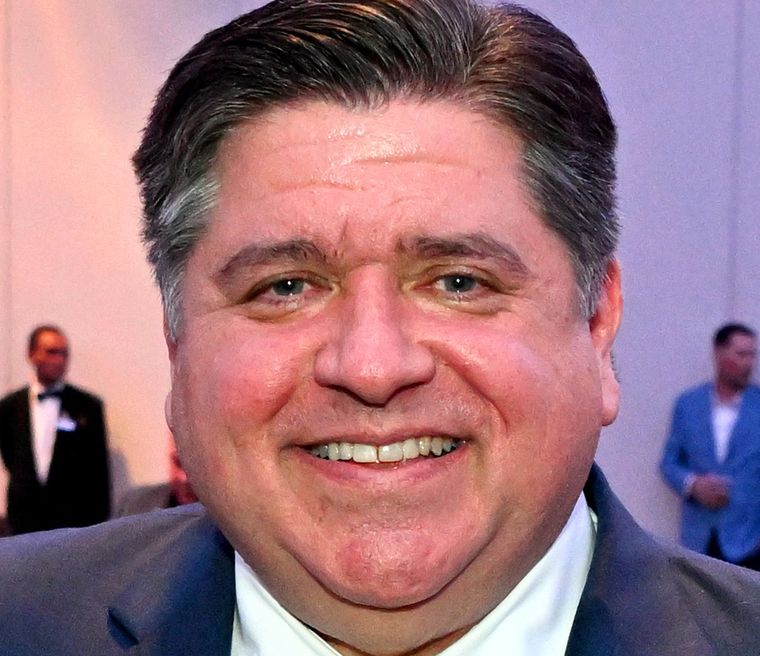 J. B. Pritzker reacciona ante la intención de Donald Trump de militarizar Chicago. Foto GovPic, Wikipedia J. B. Pritzker reacciona ante la intención de Donald Trump de militarizar Chicago. Foto GovPic, Wikipedia