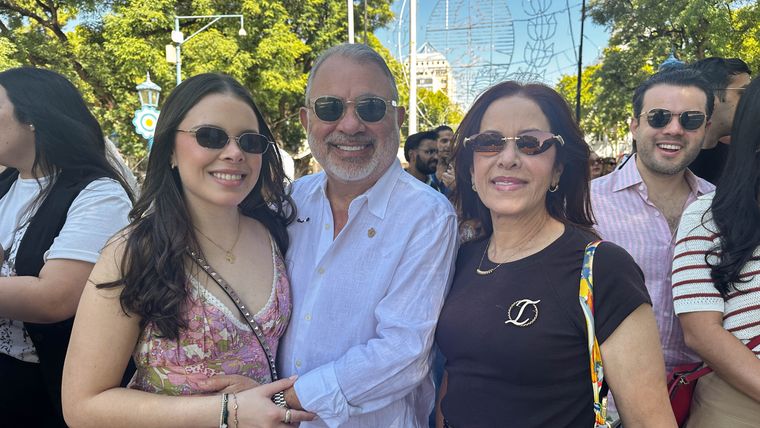Kharla, Carlos e Idalia, de República Dominicana. Kharla, Carlos e Idalia, de República Dominicana.