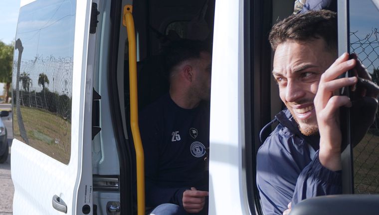 Gallardo espera sentado su debut. Foto: Rodrigo DAngelo / MDZ