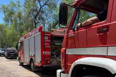 Bomberos y policías trabajaron en la escena del incendio. (Imagen ilustrativa) Bomberos y policías trabajaron en la escena del incendio. (Imagen ilustrativa)