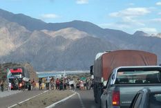 pase y mire: mini cortes de transito de antimineros en potrerillos