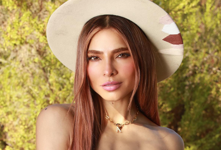 Alejandra Espinoza en 2017 ganó el reality de Univisión Nuestra Belleza Latina.