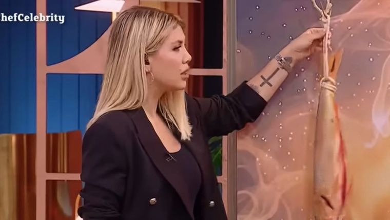 Wanda Nara tuvo que intervenir para que la disputa por el salmón no pasara a mayores. / Captura Telefe