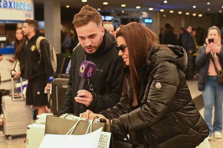 Charlotte Caniggia volviendo de China. Créditos: RS Fotos Charlotte Caniggia volviendo de China. Créditos: RS Fotos