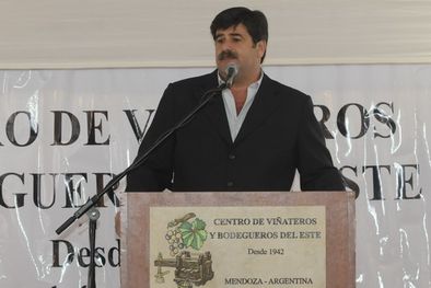 MDZol | Abed abrió el almuerzo destacando la crisis en su departamento. Foto: Pachy Reynoso/MDZ