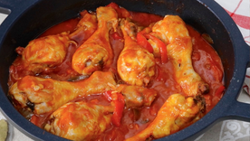 Esta receta no solo se elabora con pollo; también existen versiones con cordero o conejo, lo que demuestra su flexibilidad y la creatividad de la cocina tradicional española. Esta receta no solo se elabora con pollo; también existen versiones con cordero o conejo, lo que demuestra su flexibilidad y la creatividad de la cocina tradicional española.