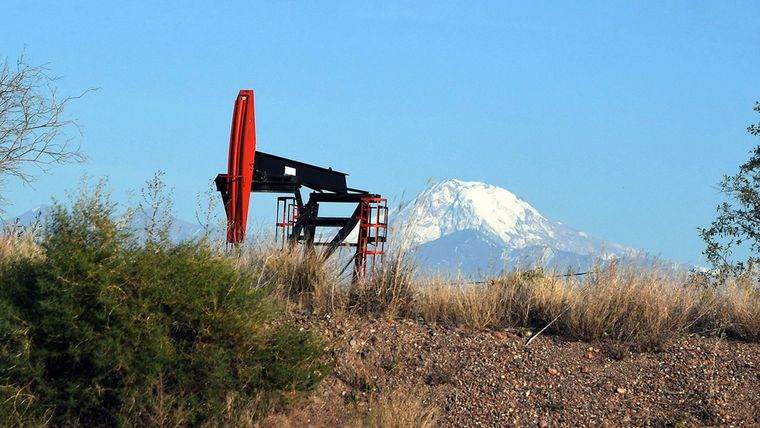 Javier Milei avanzó con la libre exportación de petróleo, gasoil y derivados Javier Milei avanzó con la libre exportación de petróleo, gasoil y derivados