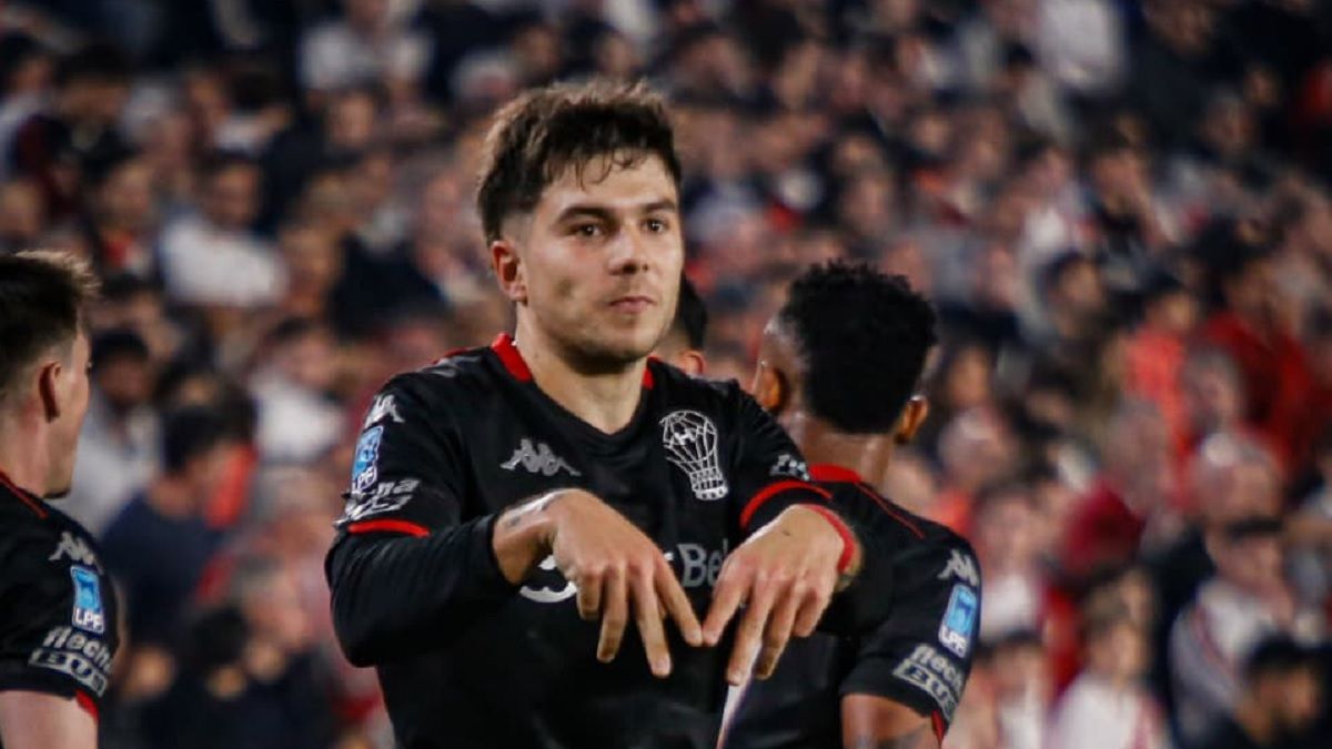 Huracán lanzó dos fuertes cargadas tras vencer a River: el zafado chiste con Morena Beltrán