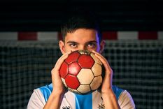 con el mendocino cuello, argentina va por el torneo centro-sur