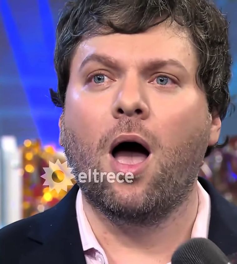 Guido Kaczka conduce Los 8 Escalones del Millón en Eltrece. Foto: Captura de pantalla.