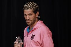 De Paul celebró el título de Racing. Foto: EFE De Paul celebró el título de Racing. Foto: EFE