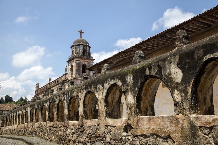Pátzcuaro deslumbra con su lago y sus tradiciones del Día de Muertos. Pátzcuaro deslumbra con su lago y sus tradiciones del Día de Muertos.