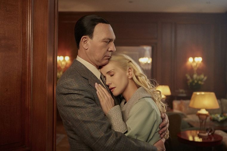 El realizador argentino Alejandro Maci dirige junto su colega Rodrigo García Santa Evita, Foto: Telam