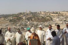 catolicos de tierra santa celebraran la pascua en mayo