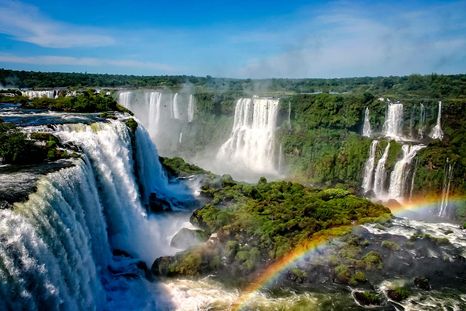 Las Cataratas del Iguazú son uno de los mayores atractivos de Argentina Foto: Tripin Argentina