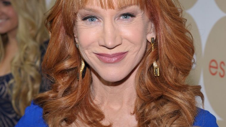 Foto: https://www.ksby.com/news/national/kathy-griffin-reveals-lung-cancer-diagnosis