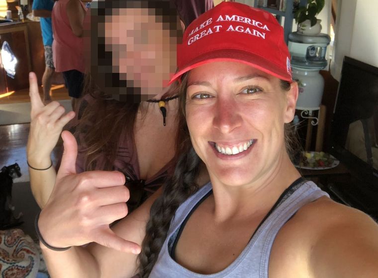 La mujer fanática de Trump fue asesinada por la policía en el Capitolio