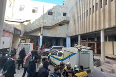 Cascos blancos trabajaron para liberar a los prisioneros de esta prisión. Foto: EFE