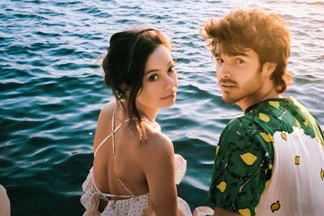 Devoras esta serie en poco tiempo. Devoras esta serie en poco tiempo.