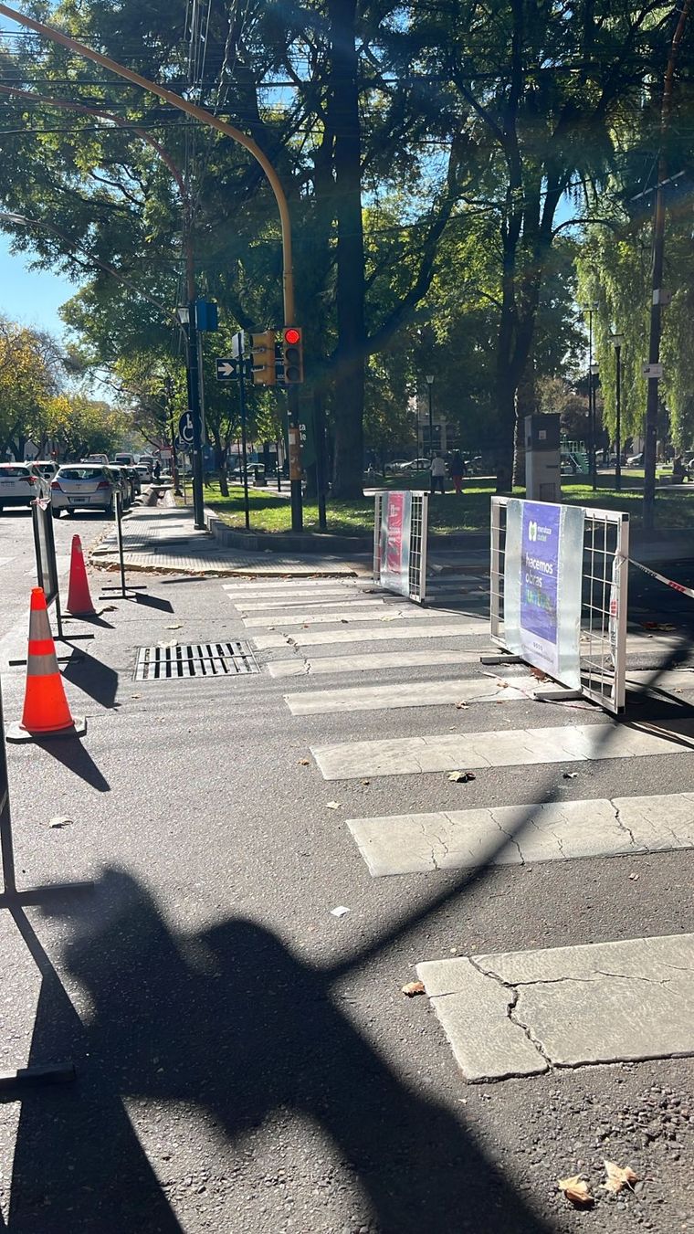 El corte frente a la plaza Chile. El corte frente a la plaza Chile. 